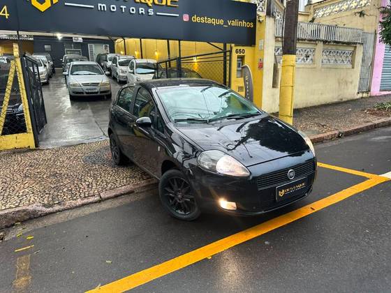 FIAT PUNTO 1.4 ATTRACTIVE ITALIA 8V FLEX 4P MANUAL